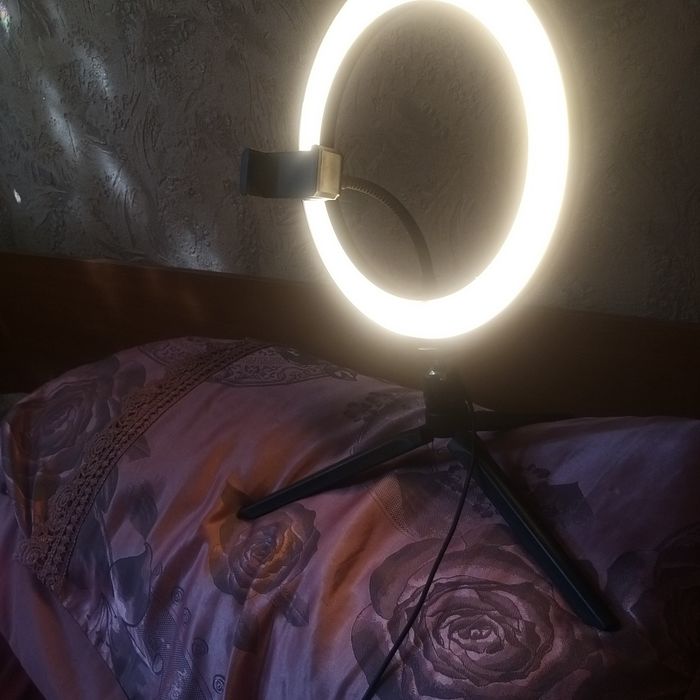 Продам сэлфи лампу