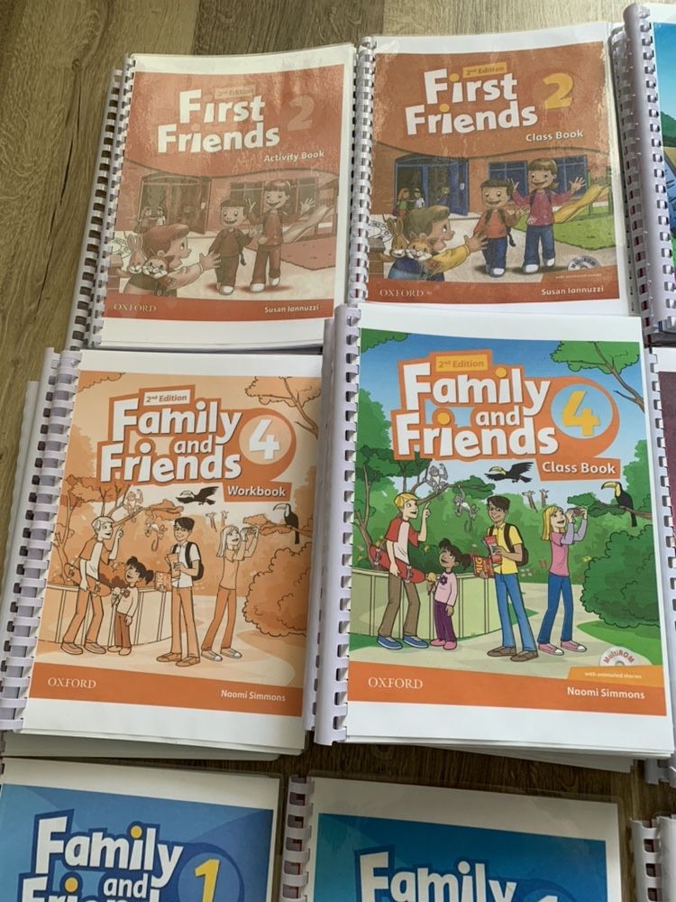 Books and friends. Книга друзья на английском. Распечатки учебников. Family and friends 2 class book. Family and friends 5 class book.