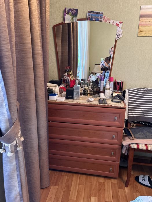 Спальный гарнитур