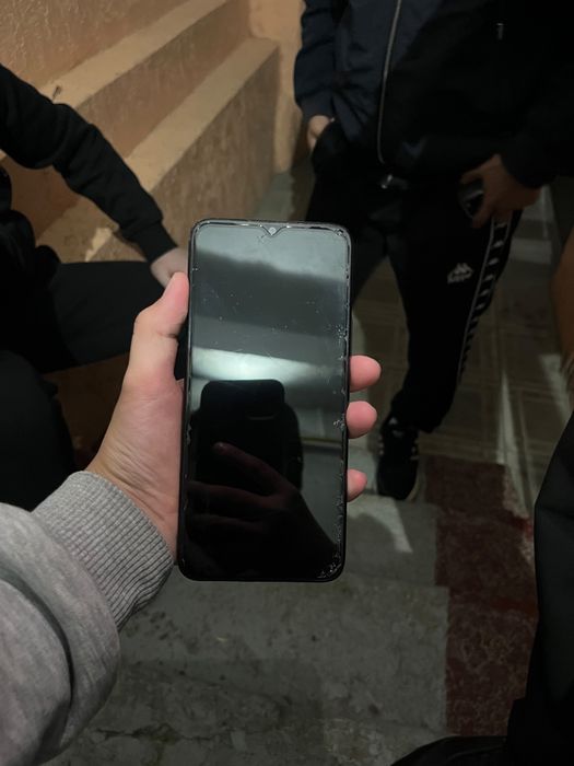 В продаже хонор 128/4