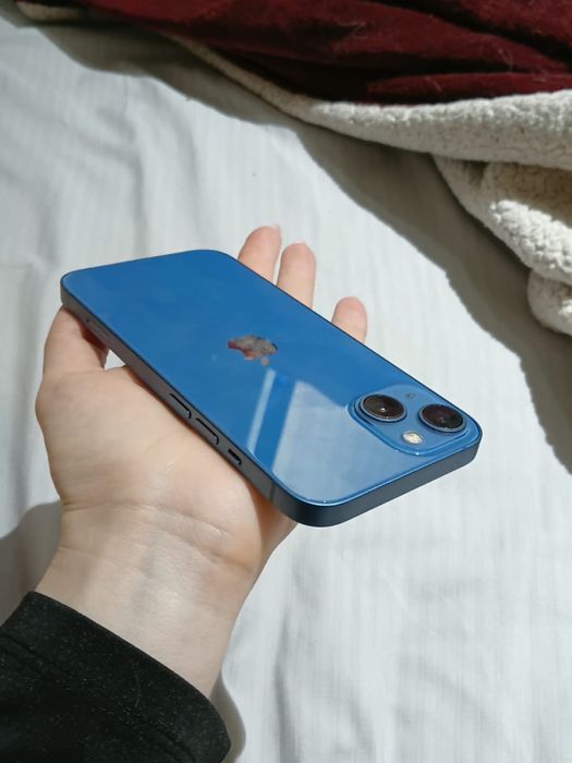 iPhone 13 2023года 128Г