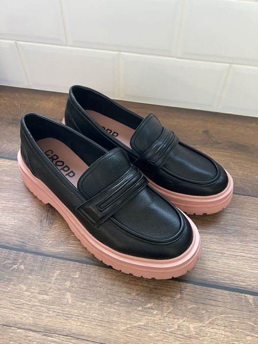 Обувки - лоуфъри