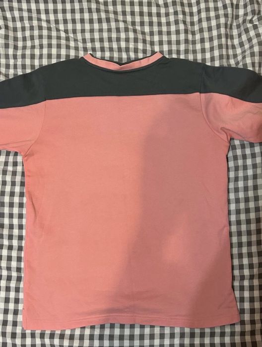 Розовый свитшот от Nike