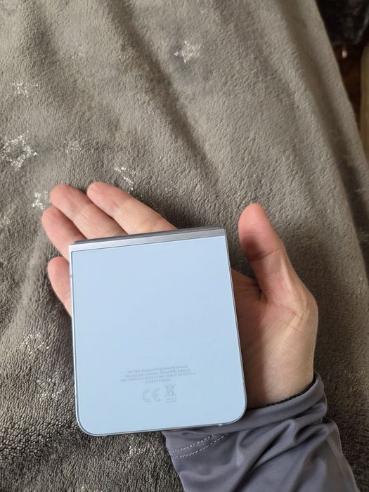 Samsung galaxy z flip 6