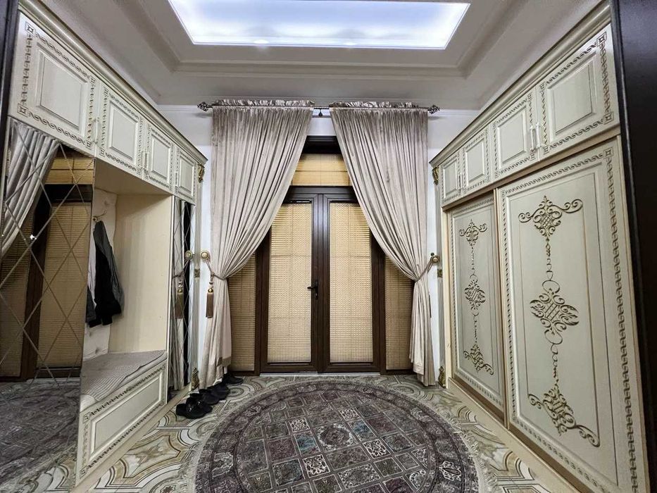Продаю дом готовый 6 соток! Янгихаётский район,метро Янгихаёт(4 бекат)