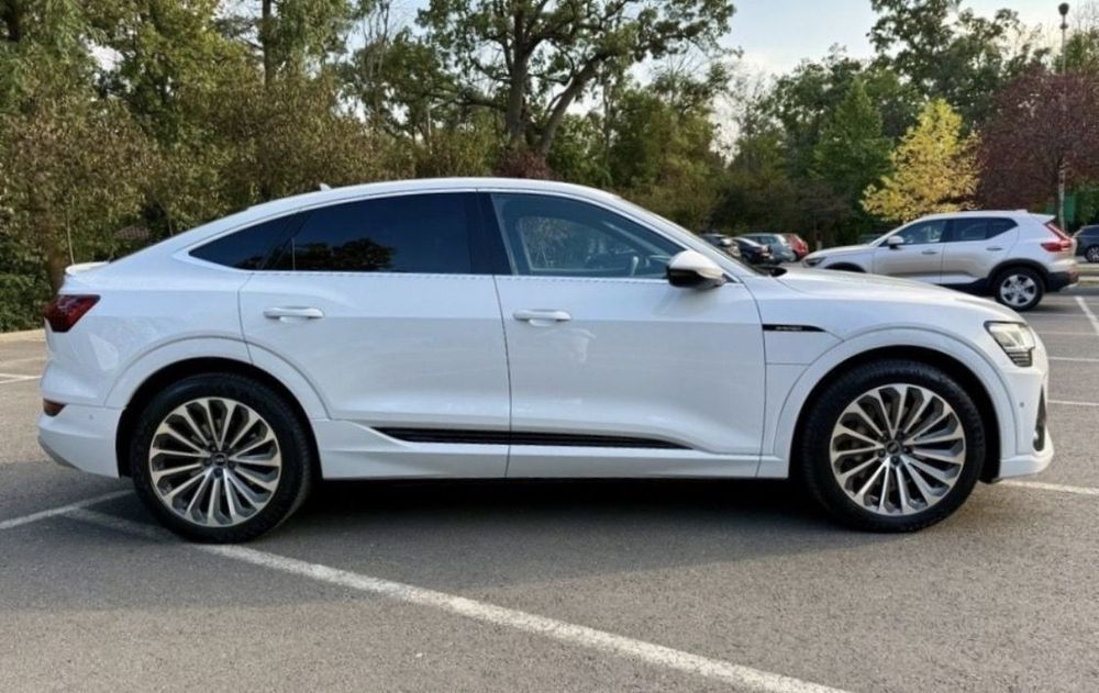 AUDI e-tron 2021 — imagine 6