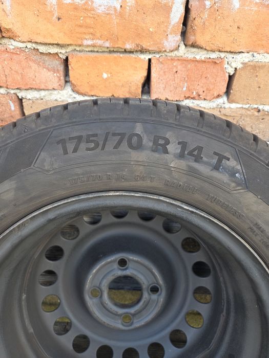 Автомобилни гуми
