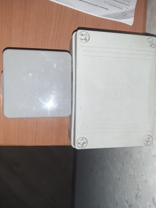 Продам распаечную коробку