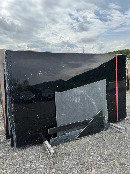 Granit negru pentru interior si exterior