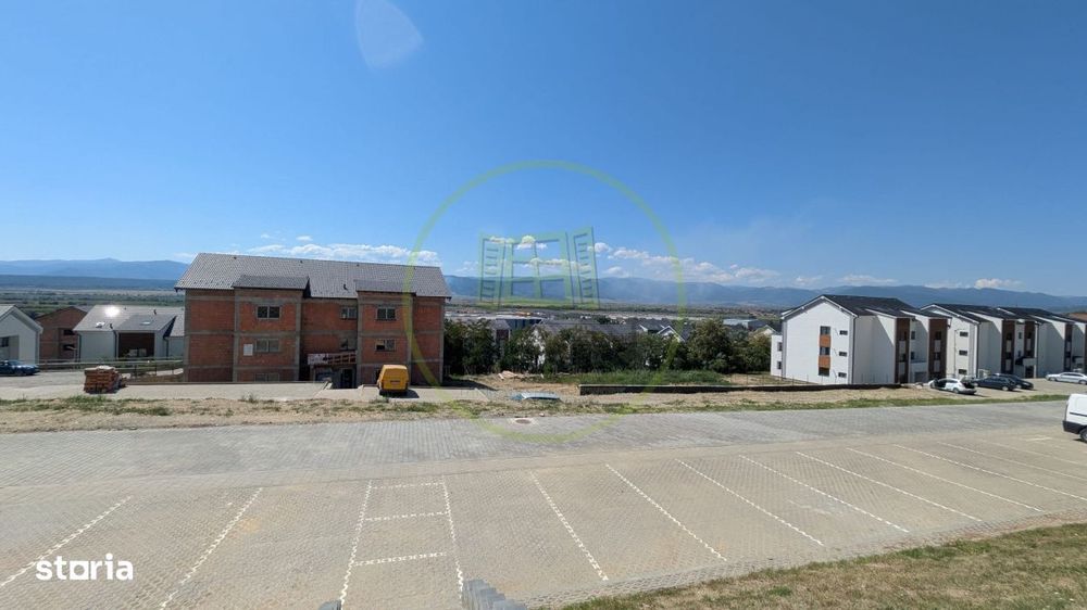 Vedere spre munti si parcare la DaVinci Homes - Apartament 1 camera de
