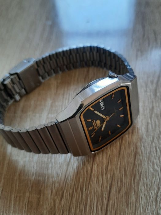 Продам часы SEIKO-5