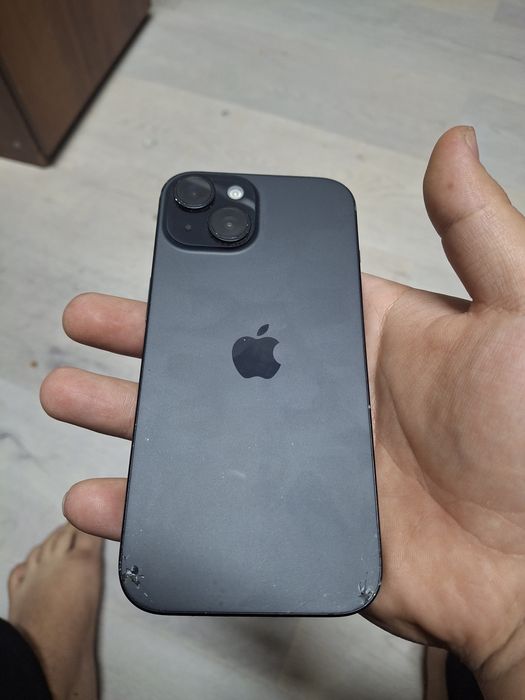 Iphone 15 128 акб 87%