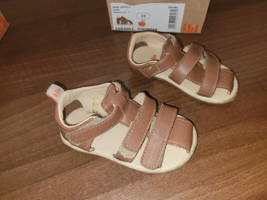 Pachet 2 perechi de sandale Bibi Afeto -  Verde 20 EU  & Camel 21 EU