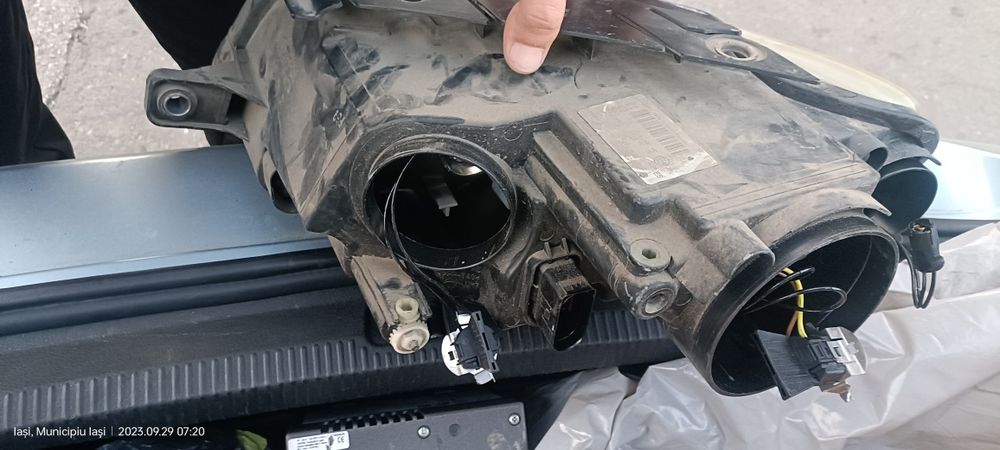 Far dreapta vw Passat B6