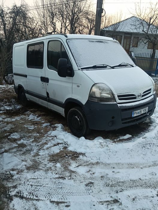 Nissan interstar