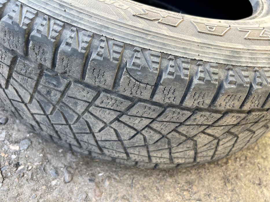 Резина 2 баллона bridgestone