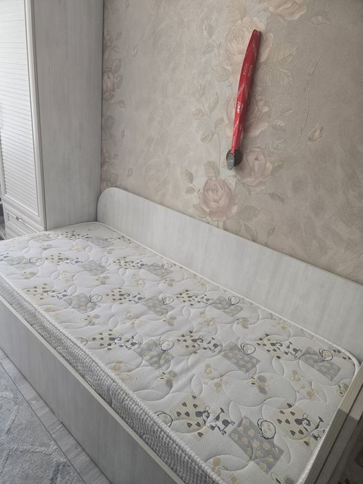 Шкаф ( пинал ) + кровать + матрас