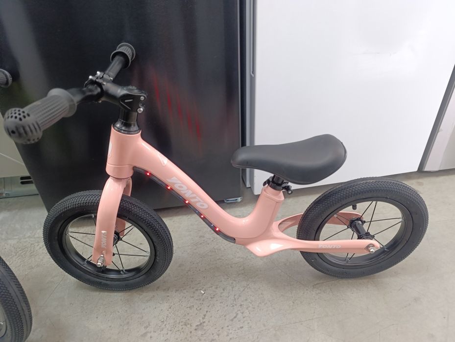 Ново!!! Баланс Колело YONTO 12цола