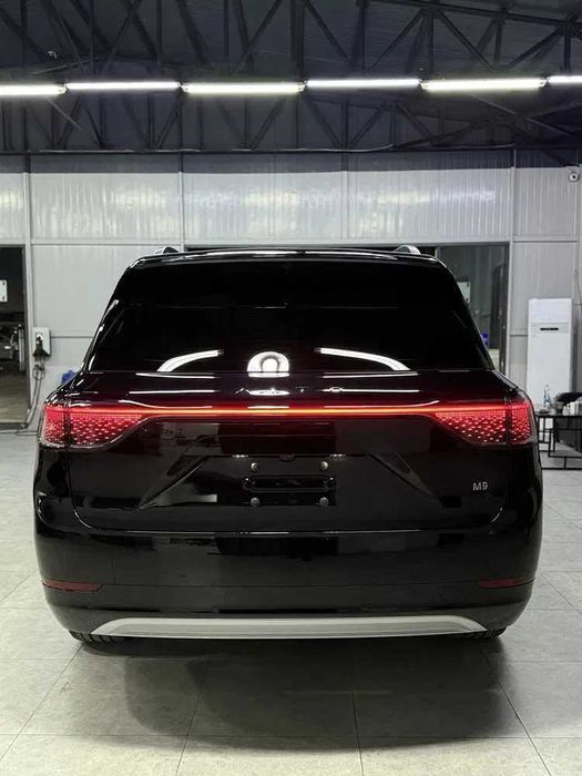 Aito M9 Hybrid Ultra 42kwh pod zakaz