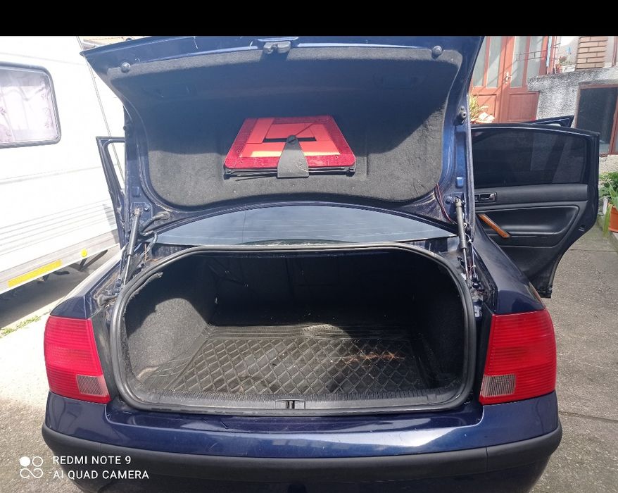 Vând Volkswagen passat b5