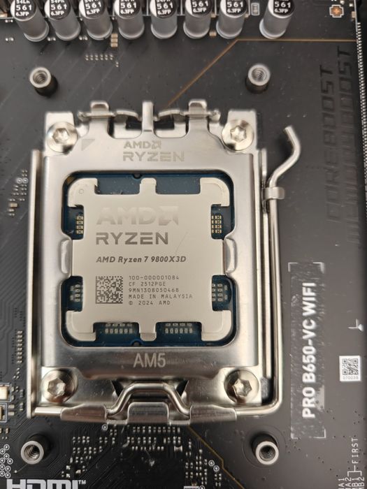 Ryzen 9800X3d + Msi Pro B650-VC Wifi