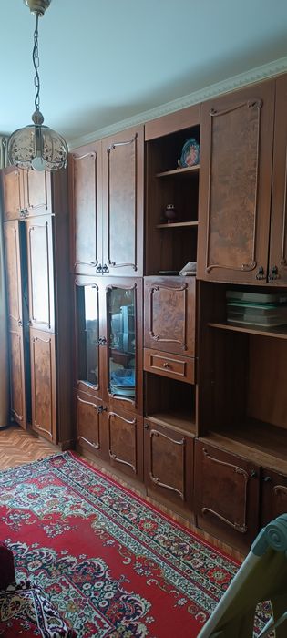 Продам стенку в неплохом состоянии