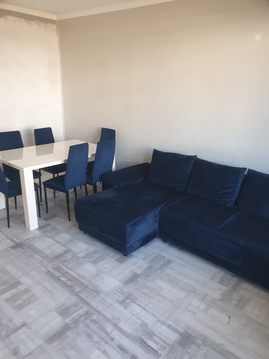 Inchiriez apt 3 cam, 80 MP cu gradina si 2 parcari