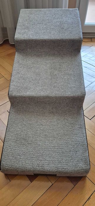Scara pentru catel