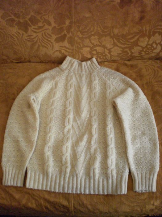 Pulovere diverse culori, masura 46 - 48