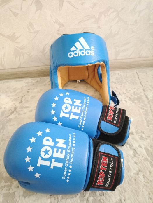 Продам боксерсий шлем+перчатки
