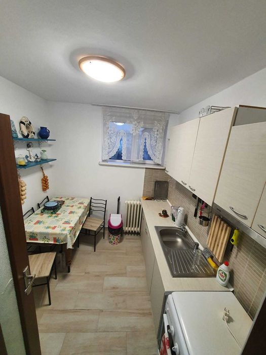 Apartament 2 camere de inchiriat Rovine, zona linistita fara trafic, 10 min de Electroputere, in spate la facultatea de Mecanica
