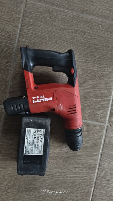 Hilti  &  Makita