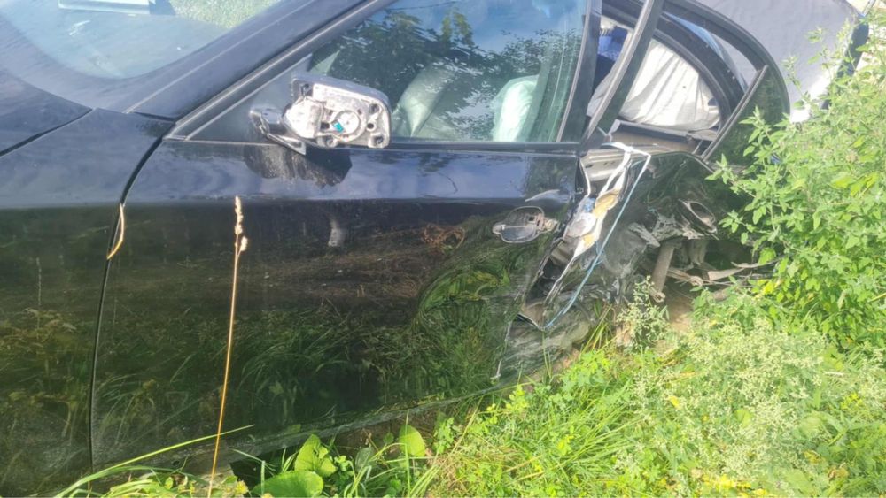 Vand bmw e60 2,5 lpentru piese