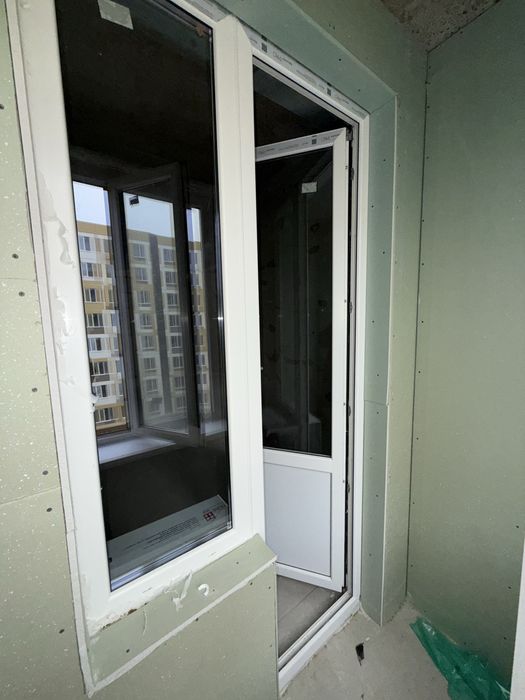 Окно для балкона