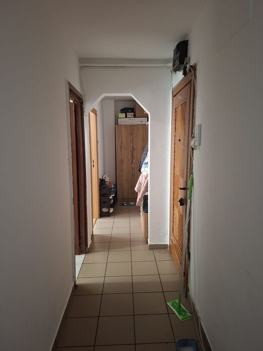 Închiriez apartament 2 camere in Vasile Aaron
