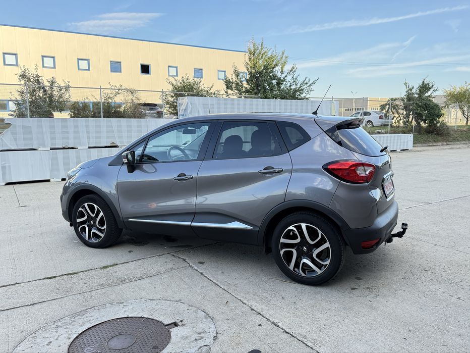 Renault Captur 1.5 dci , Led , Camera, Clima, Carte Service + Istoric Km !!