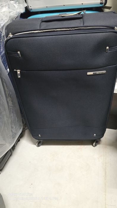 голям текстилен куфар Samsonite Base Boost Spinner