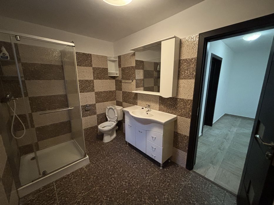 Casă  de   vânzare