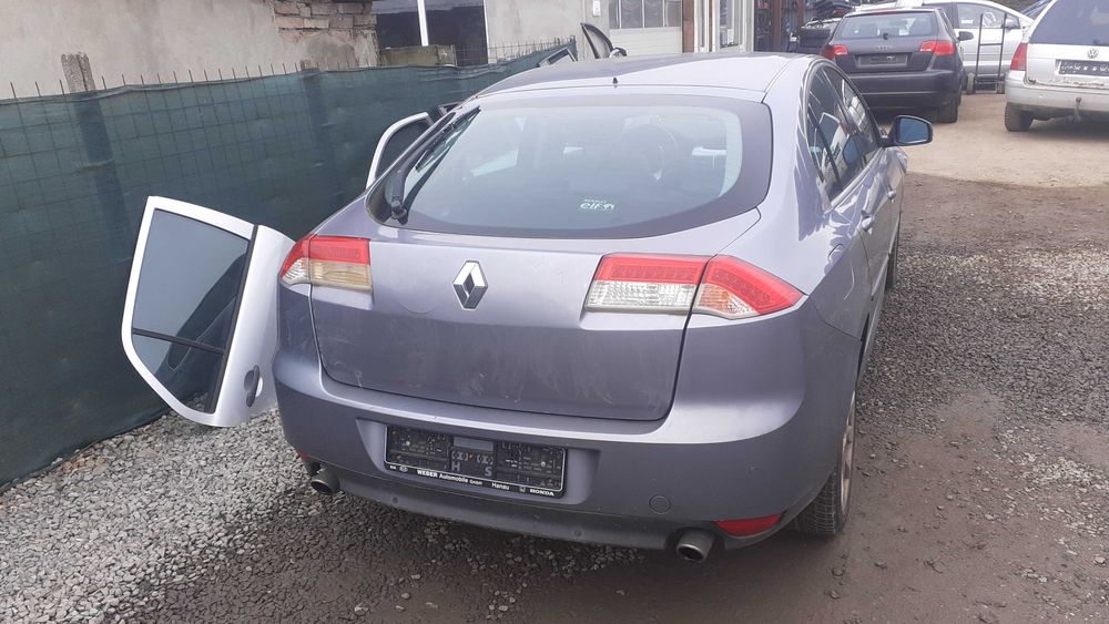 Dezmembrez Piese Renault Laguna3 din 2009