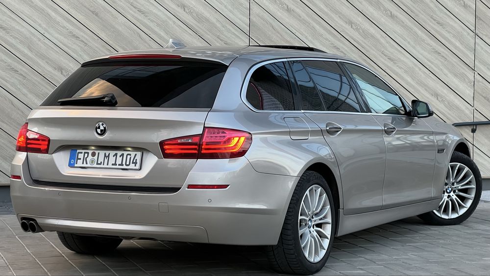 BMW Seria 5 520d xDrive F11 - Euro 6, foarte dotat, keyless go, panoramic, Harman Kardon
