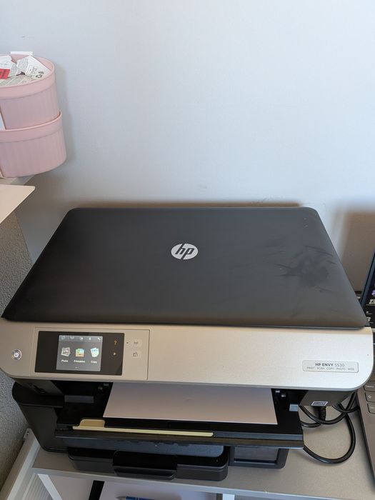 Принтер HP wifi.