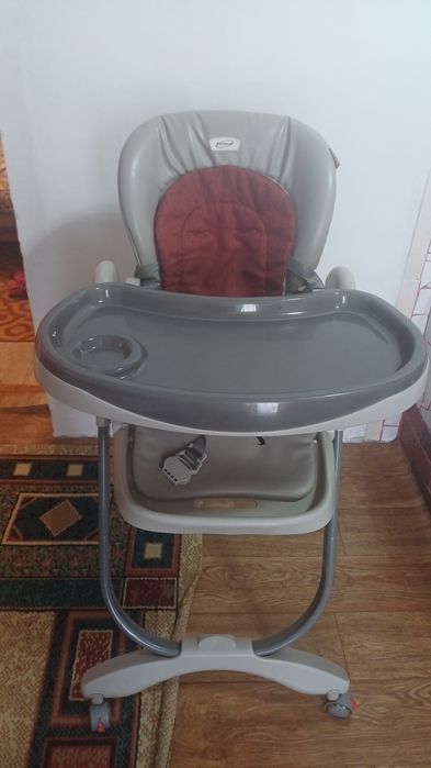 Стульчик для кормления фирма Teknum
