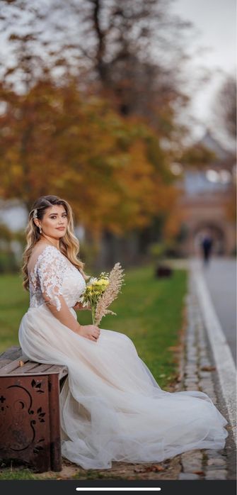 Urgent Vand rochie sirena!!