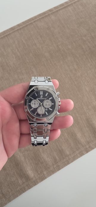 Vând ceas Audemars Piguet argintiu barbati