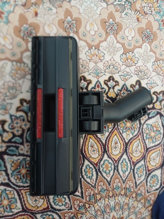 Продаю Щётку от пылесоса Самсунг.