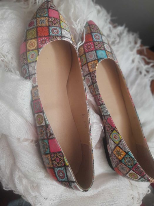 Pantofi din piele