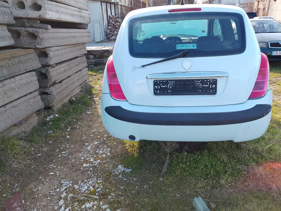 Lancia На части на части