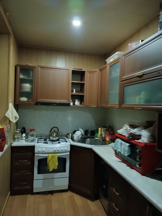 Дом сотилади 1 этаж