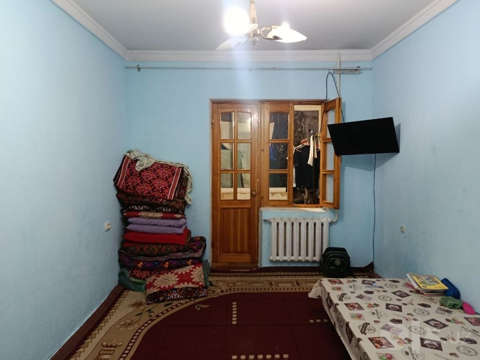 Продаю срочно 1 хонали квартира