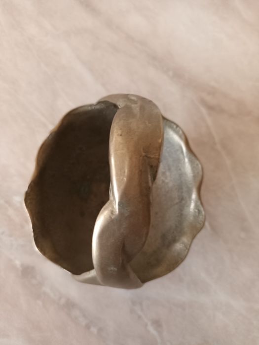 Бронзова кошничка